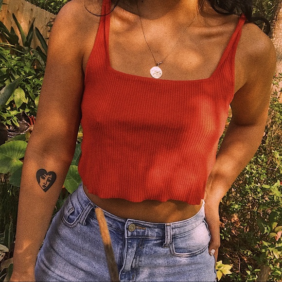 **SOLD**Urban Outfitters Crop Top ☻ - Picture 1 of 4
